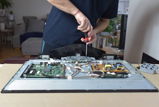  TV Repair Technician